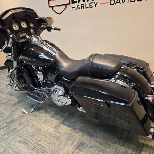 2013 Harley-Davidson® Street Glide® Midnight Pearl FLHX thumb 0