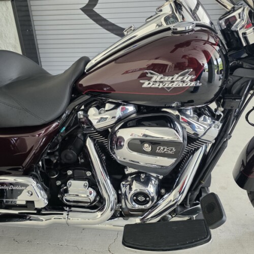 2022 Harley-Davidson® Freewheeler® Midnight Crimson/Vivid Black thumb 0