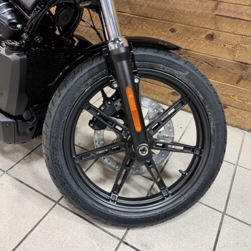 2026 Harley-Davidson® Nightster® Vivid Black Black Trim RH975 thumb 1