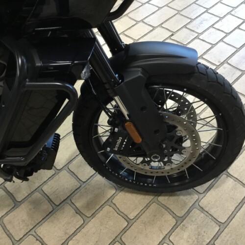 2023 Harley-Davidson® Pan America™ 1250 Special Vivid Black w/Laced Wheels thumb 2