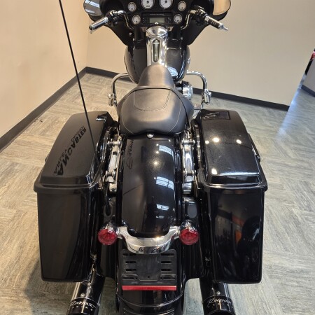 2013 Harley-Davidson® Street Glide® Midnight Pearl FLHX thumb 2