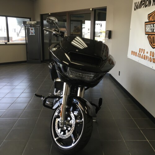 Road Glide® thumb 2