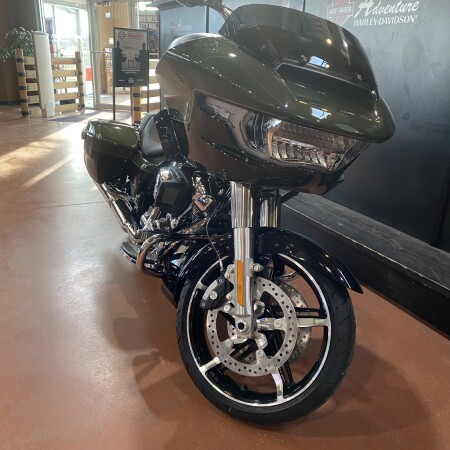 FLTRX 2026 Road Glide® thumb 2