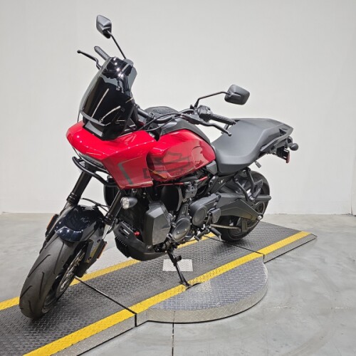 RA1250ST 2025 Pan America® 1250 ST thumb 2