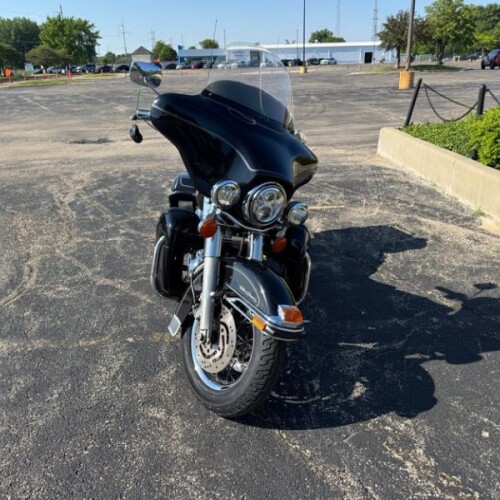 Harley-Davidson® Electra Glide® Ultra Classic® 2005 FLHTCU BLACK thumb 1