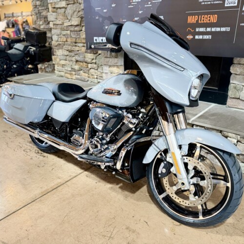 2026 FLHX - Street Glide  thumb 3