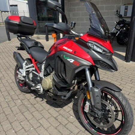 DUCATI MULTISTRADA V4S IN DUCATI RED  thumb 1