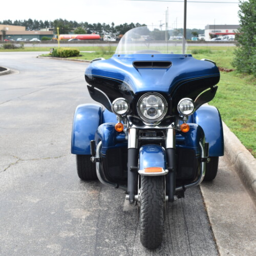 FLHTCUTG 2018 Tri Glide® Ultra thumb 2