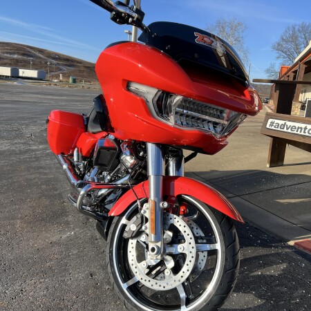 FLTRX 2026 Road Glide® thumb 2