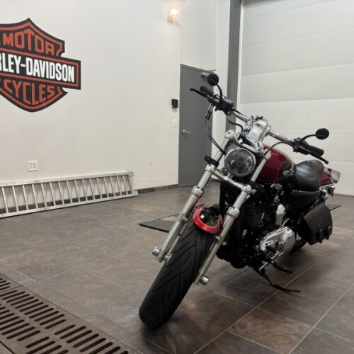 SOLD XL1200C 2012 1200 Custom thumb 0