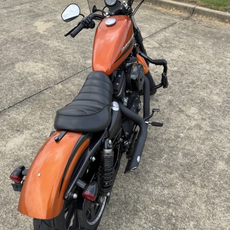 2020 Harley-Davidson® Iron 883™ Black thumb 3