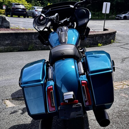 2026 Harley-Davidson® Road Glide® Teal Thunder / Vivid Black Black Trim thumb 1