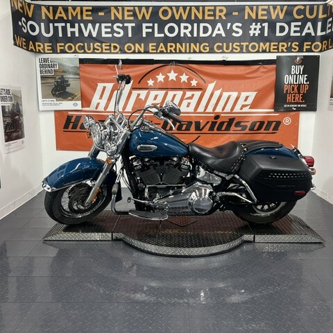 2021 Harley-Davidson® Heritage Classic 107 | Pre-Owned Cruiser Motorcycle thumb 3