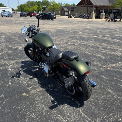 FXBB 2026 Street Bob® thumb 1