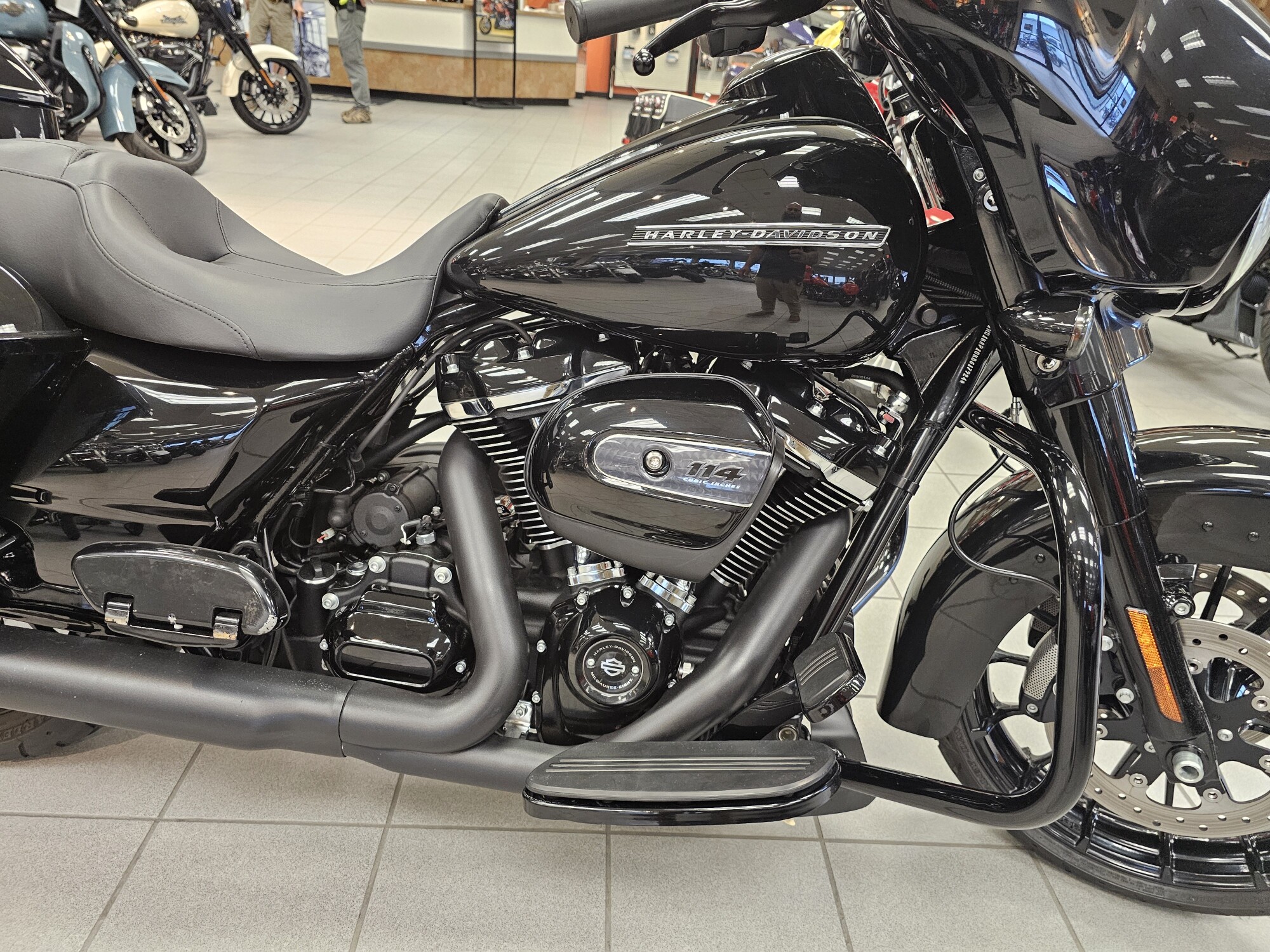 FLHXS 2019 Street Glide® Special, photo 11
