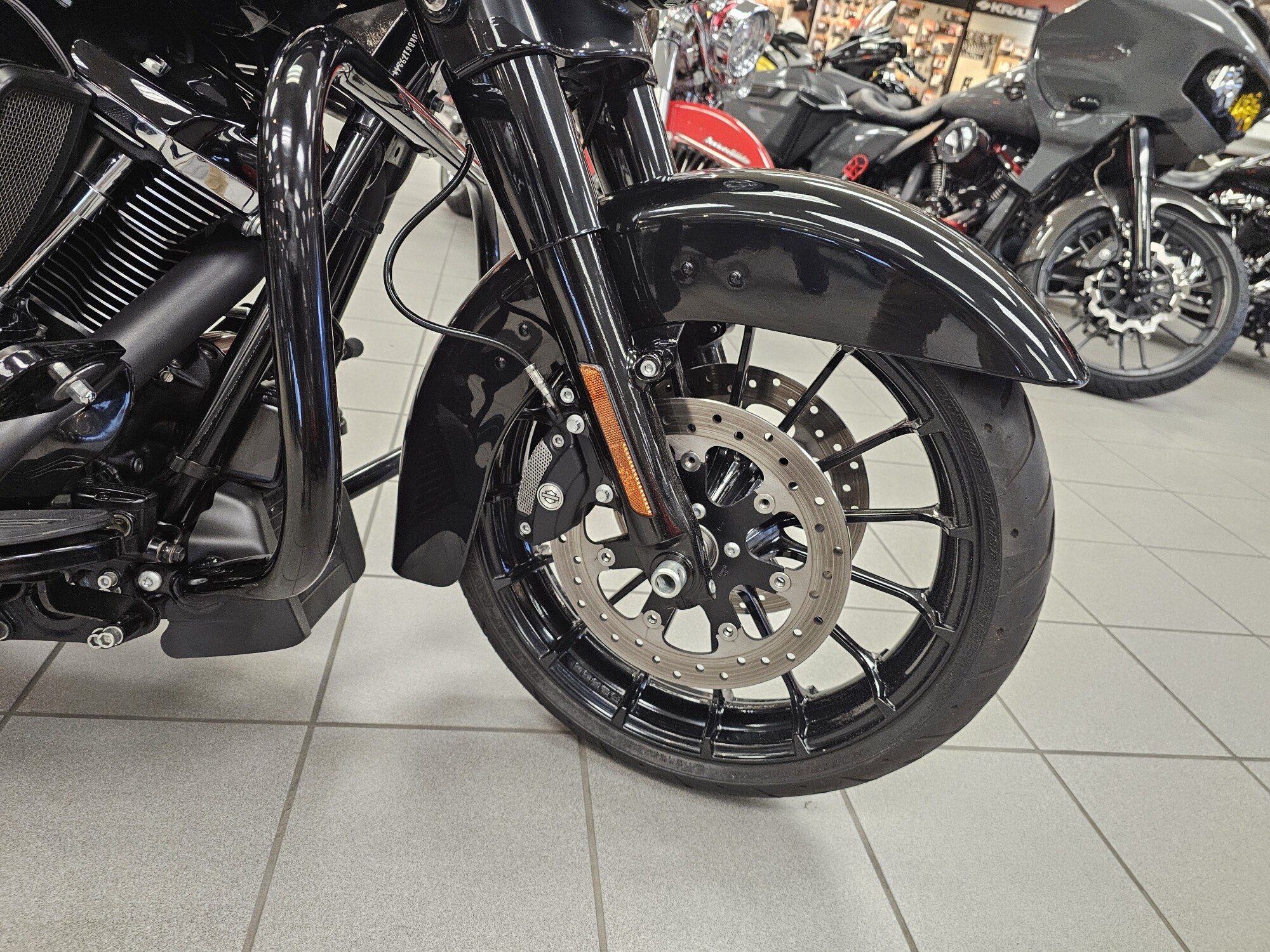FLHXS 2019 Street Glide® Special, photo 10