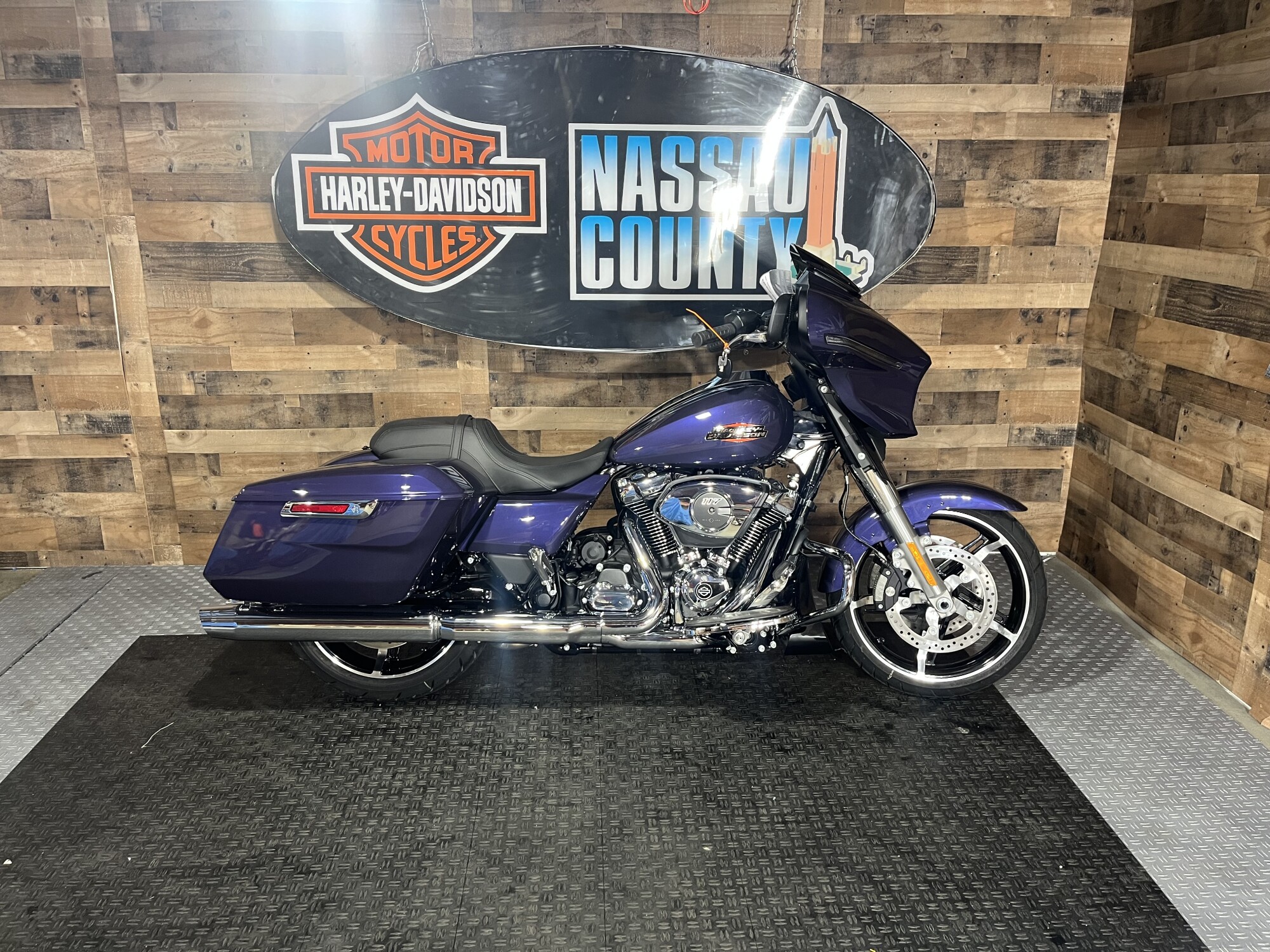 2026 Harley-Davidson® Street Glide® Purple Abyss - Chrome