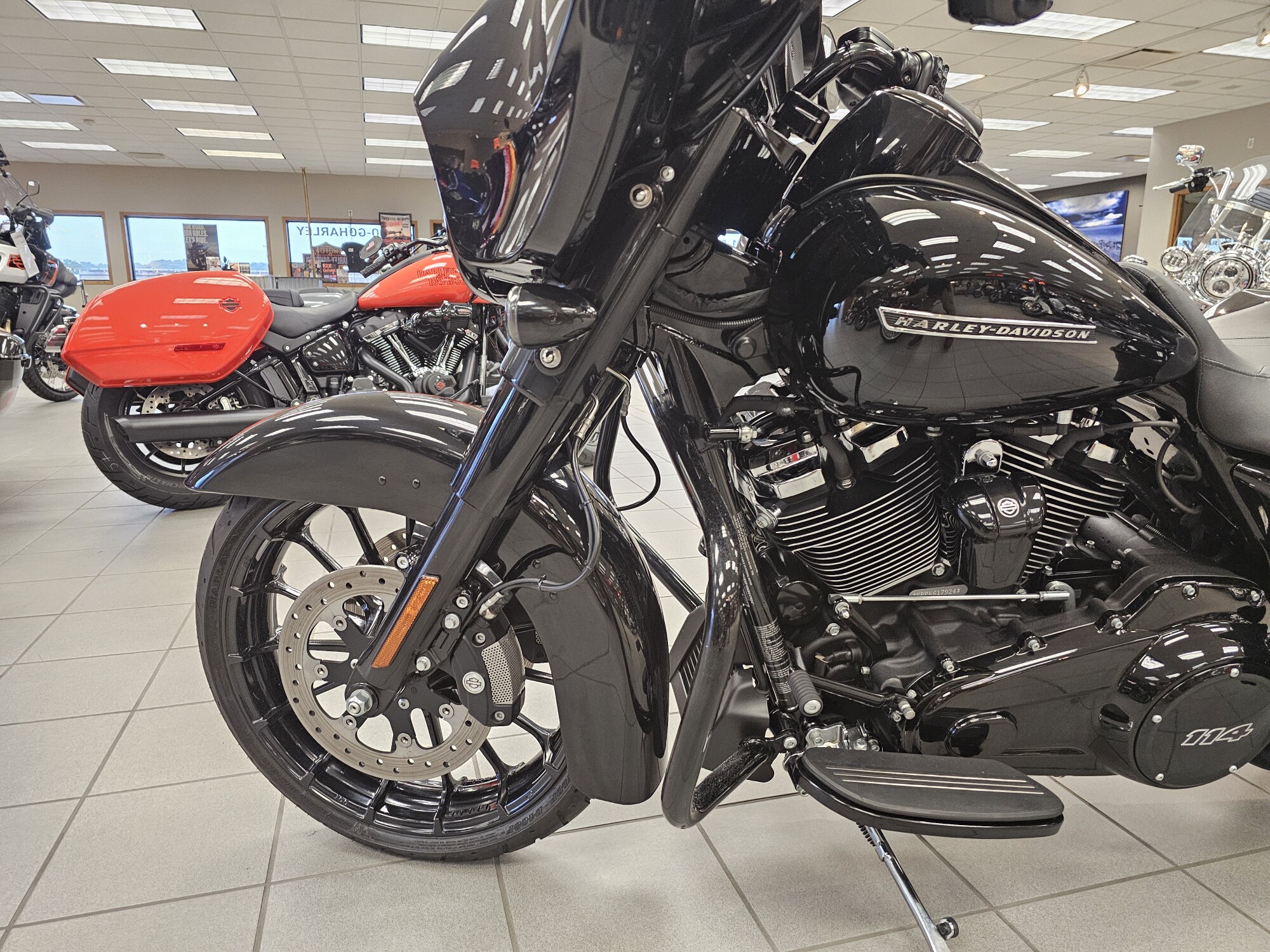 FLHXS 2019 Street Glide® Special, photo 20