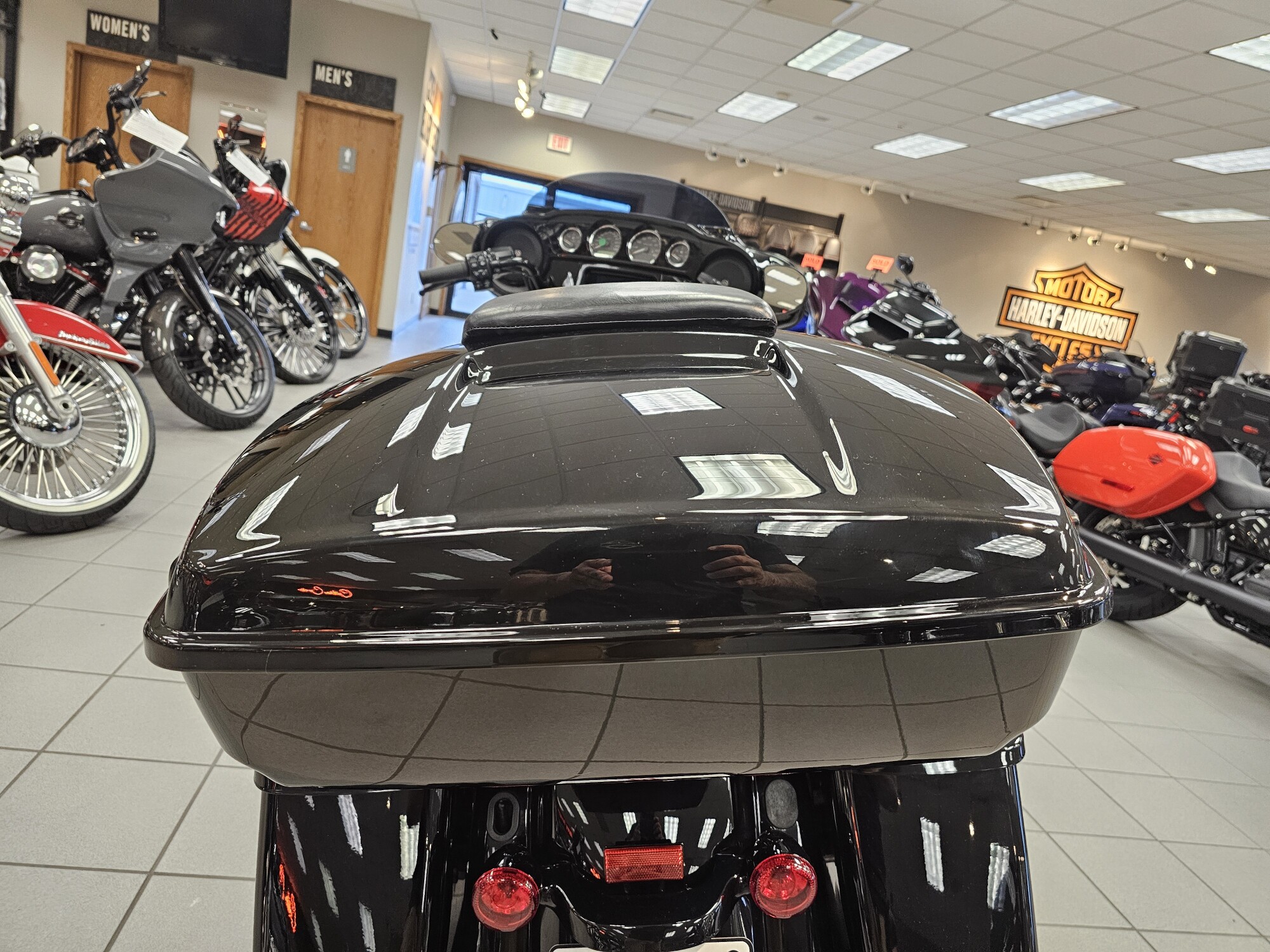 FLHXS 2019 Street Glide® Special, photo 25