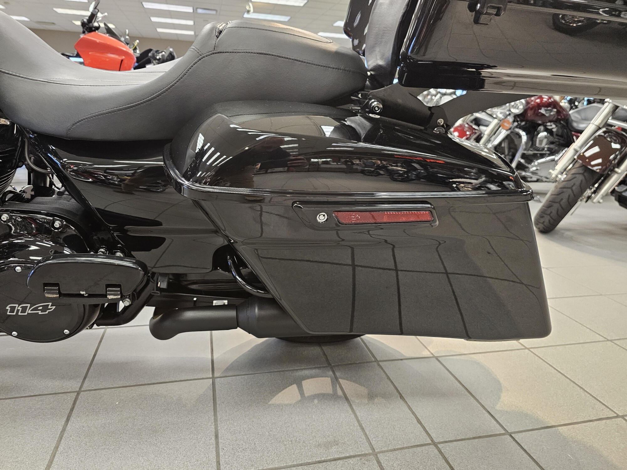 FLHXS 2019 Street Glide® Special, photo 18