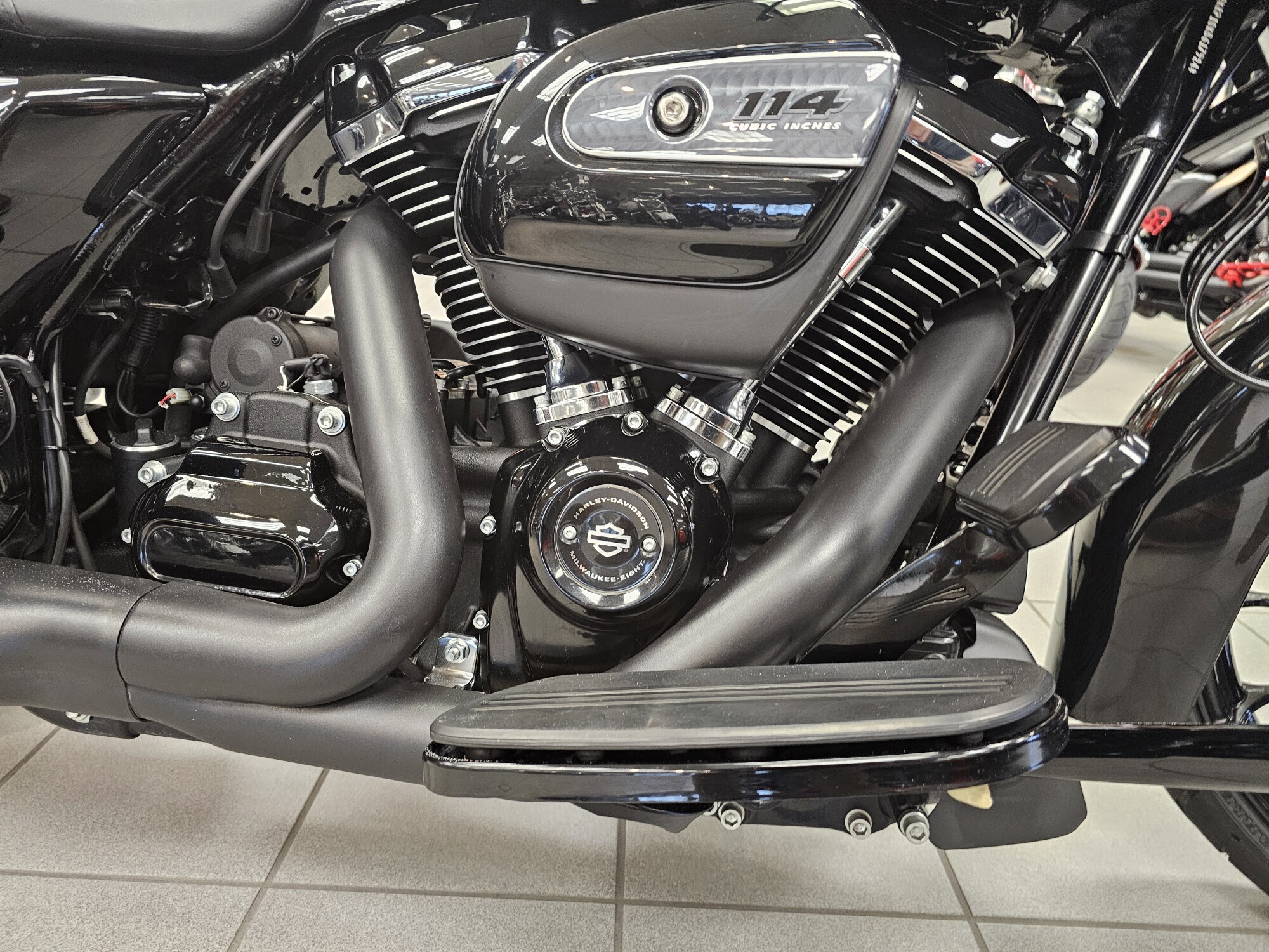 FLHXS 2019 Street Glide® Special, photo 12