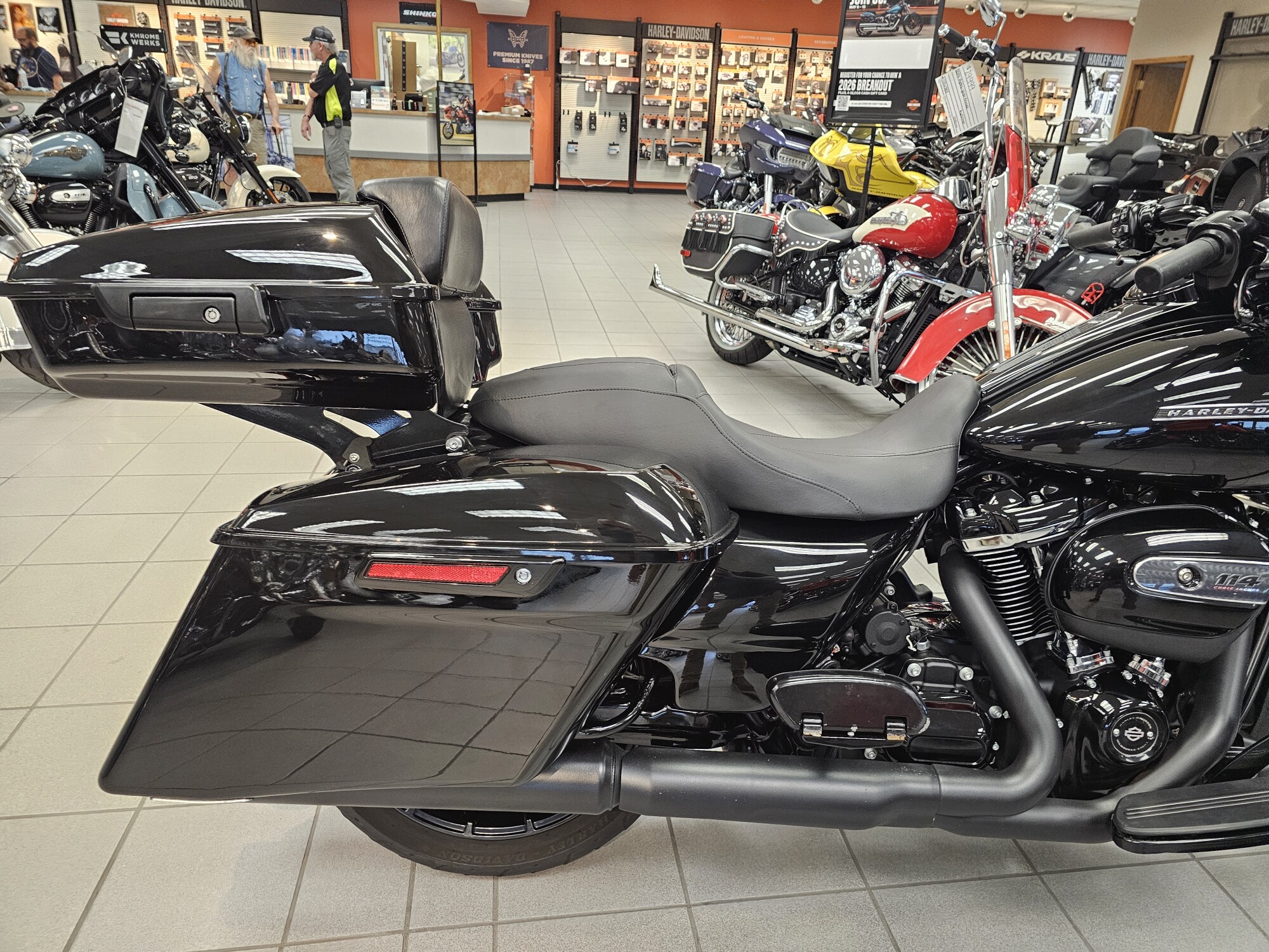 FLHXS 2019 Street Glide® Special, photo 15
