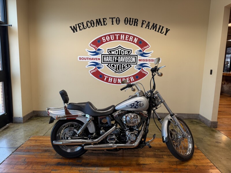2005 Harley-Davidson® Wide Glide 
