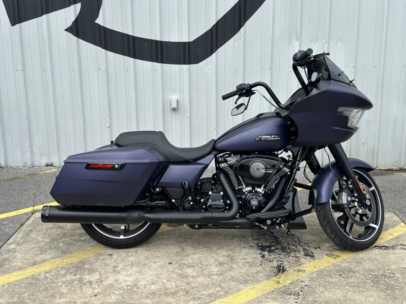 2025 Harley-Davidson® Road Glide® Purple Abyss Denim - Black Finish