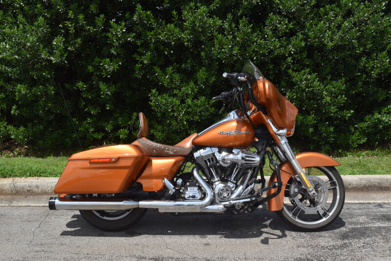 FLHX 2014 Street Glide®