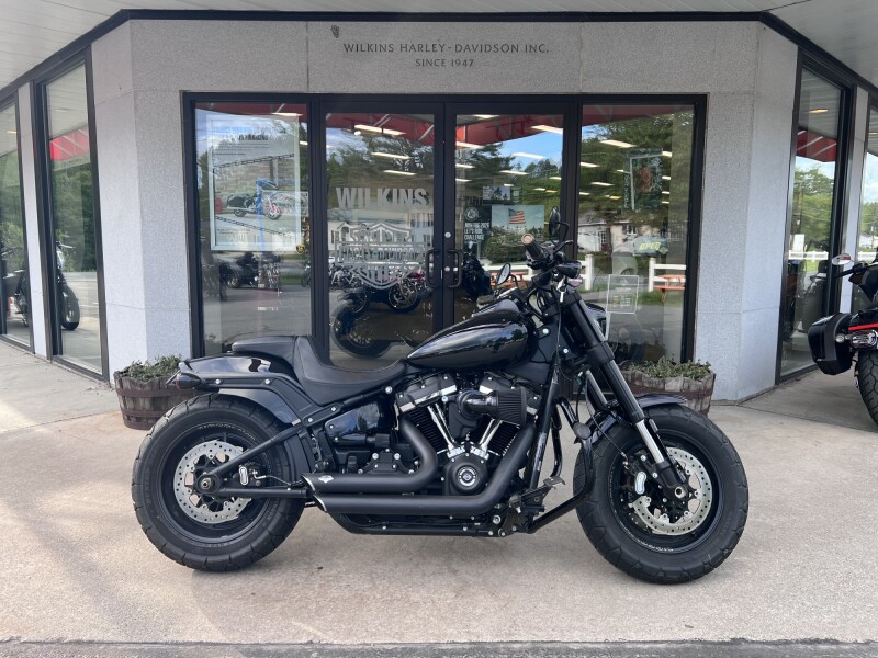 2019 Harley-Davidson FXFBS Softail Fat Bob 114 in Vivid Black