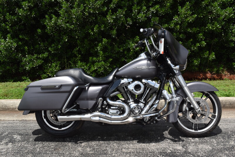 FLHXS 2016 Street Glide® Special
