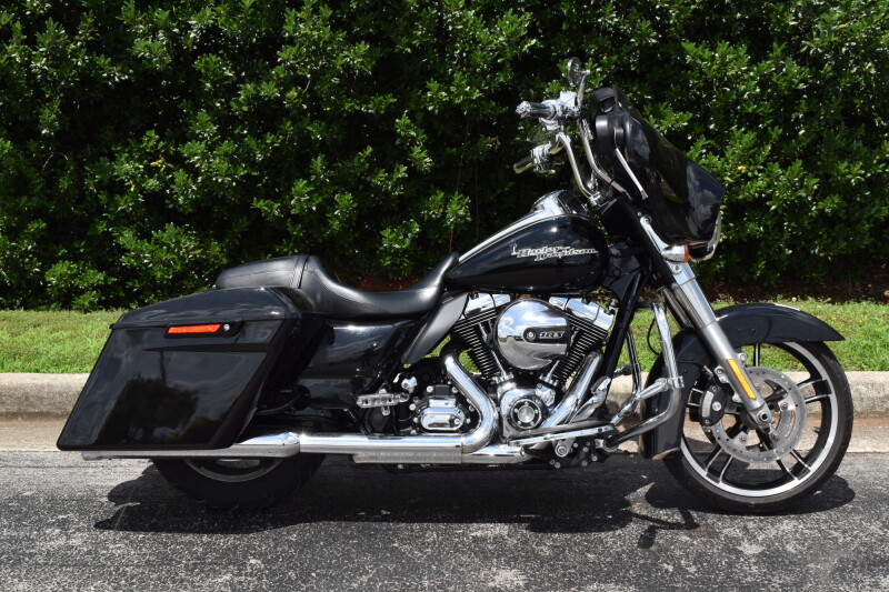 FLHXS 2016 Street Glide® Special