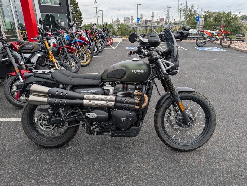  2022 Street Scrambler 900
