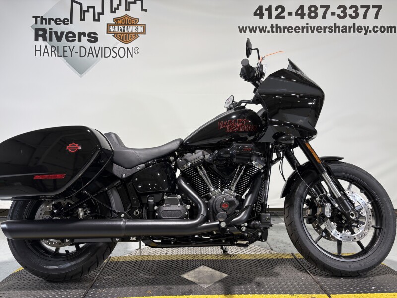 2026 Harley-Davidson® Low Rider® ST Vivid Black Black Trim