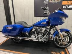 2025 Harley-Davidson® Road Glide® Blue Burst