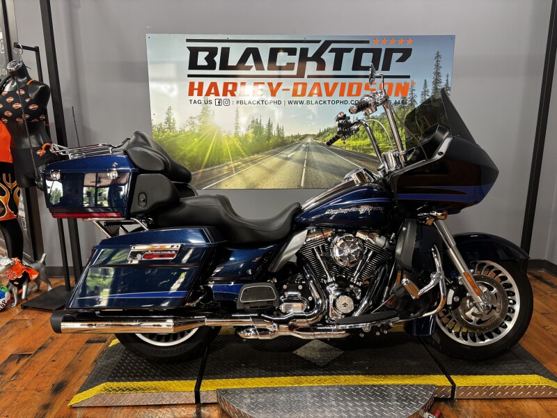 2013 Harley-Davidson® Road Glide® Ultra BIG BLUE PEARL