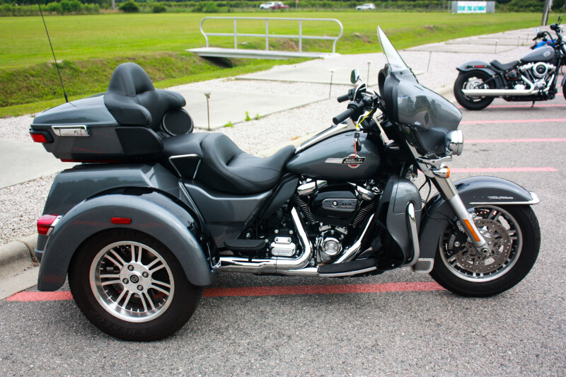 2022 Harley-Davidson® FLHTCUTG Tri Glide® Ultra