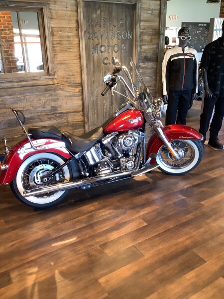 Harley-Davidson® Softail Deluxe 103 2012 U589-12A Ember Red Sunglo