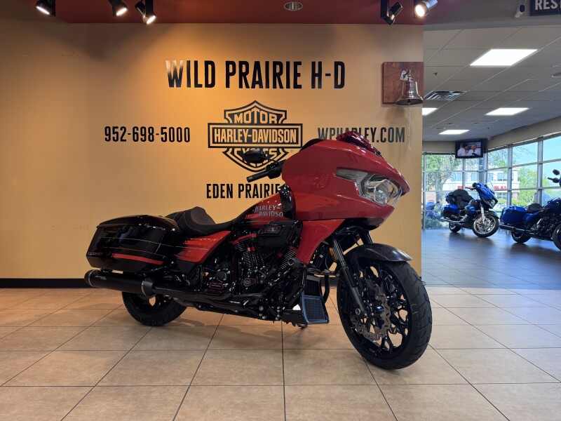 2026 Harley-Davidson® CVO Road Glide ST Citrus Heat Re-Entry