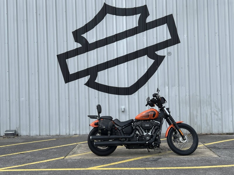 2021 Harley-Davidson® Street Bob® 114 Baja Orange