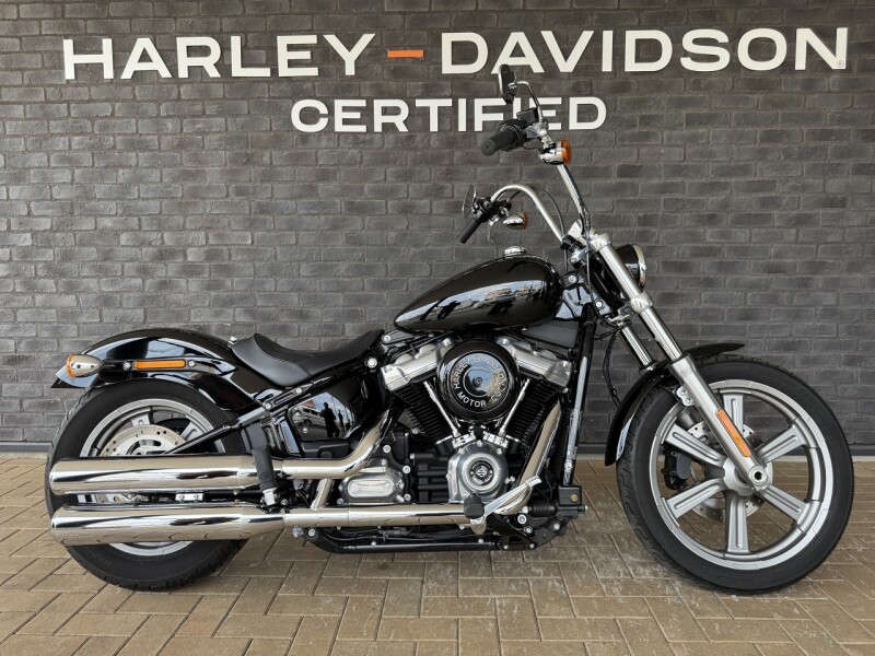 2022 Harley-Davidson® Softail Standard® Vivid Black