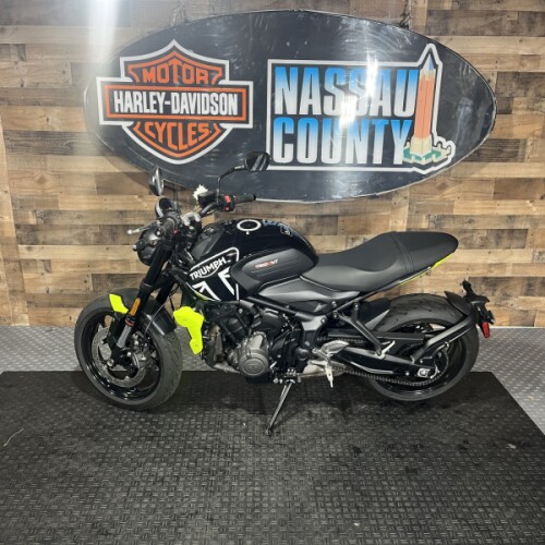 2024 Triumph Trident 660 Jet Black *DEMO*  thumb 2