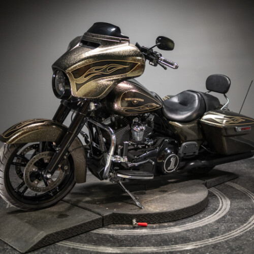 2016 Street Glide® Special (FLHXS) thumb 2