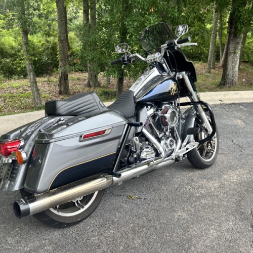FLHR 2022 Road King® thumb 1