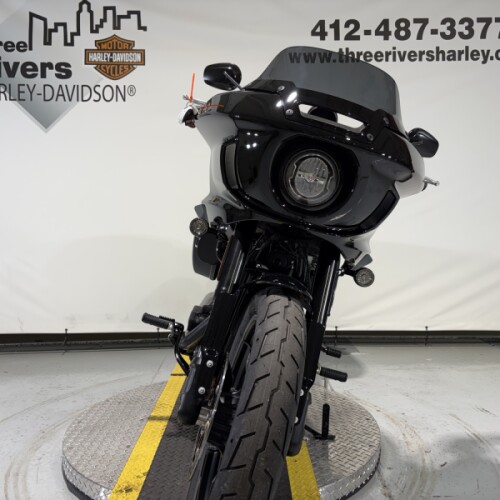 2026 Harley-Davidson® Low Rider® ST Vivid Black Black Trim thumb 1