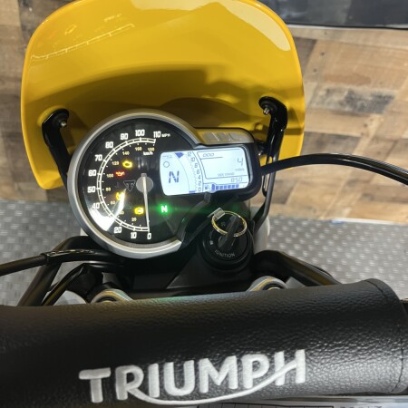 2026 Triumph Scrambler 400XC - Racing Yellow thumb 0
