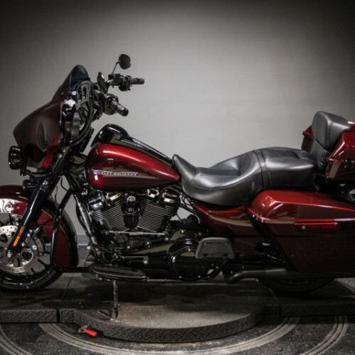 2018 Street Glide® Special (FLHXS) thumb 1
