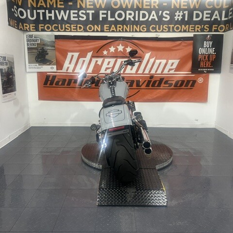 2024 Harley-Davidson® Fat Boy™ 114 | Pre-Owned Cruiser Motorcycle thumb 2