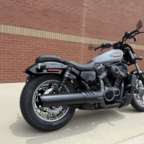 2026 Harley-Davidson® Nightster® Special Dark Billiard Gray thumb 2