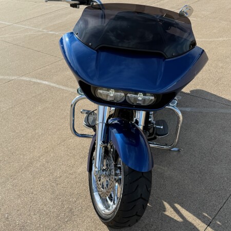 2016 Harley-Davidson® Road Glide® Special Superior Blue thumb 2